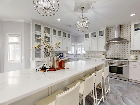 55 Nicole Loop image 9 of 24