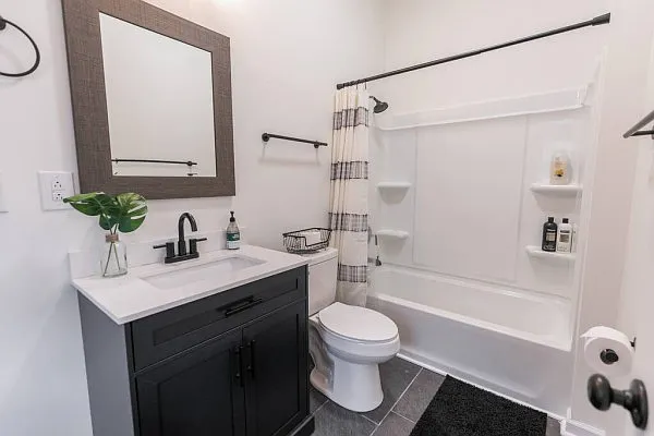 1813 Alpine Dr #3 — Photo 10