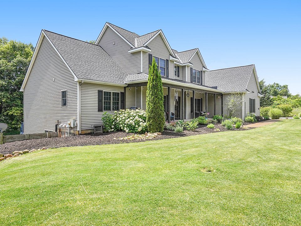 1st image of 9954 Coldwater Creek Dr NE
