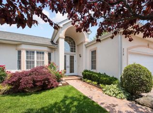 276 Altessa Blvd, Melville, NY 11747