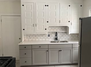2042 - 2044 Lewis Dr., Lakewood, OH 44107