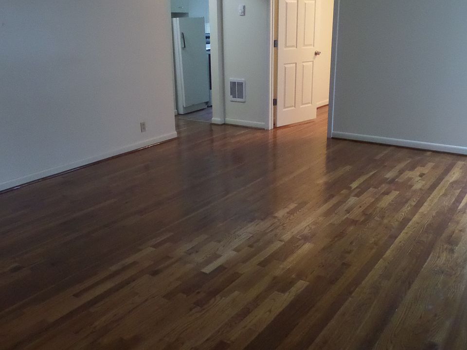 2nd image of 1501 Summitview Ave APT 201