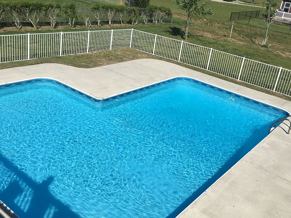 2nd image of 104 Skippers Ln
