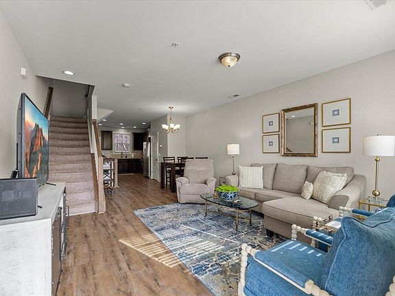 3rd image of 2791 Stone Rock Dr #107
