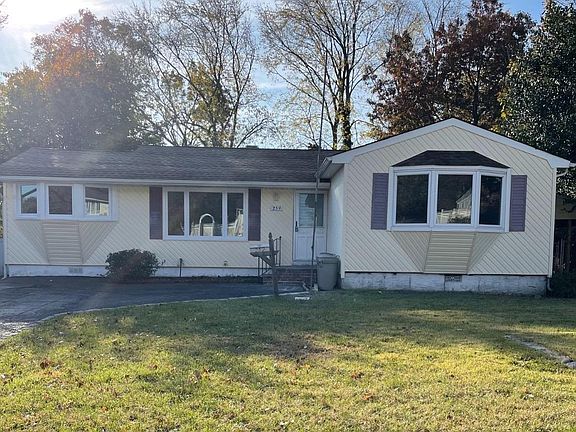 2nd image of 259 Fruitwood Ln