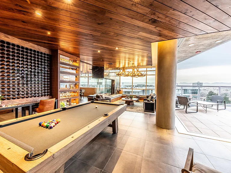 Club Room
