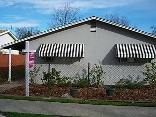 221 D St #A-d, Roseville, CA 95678