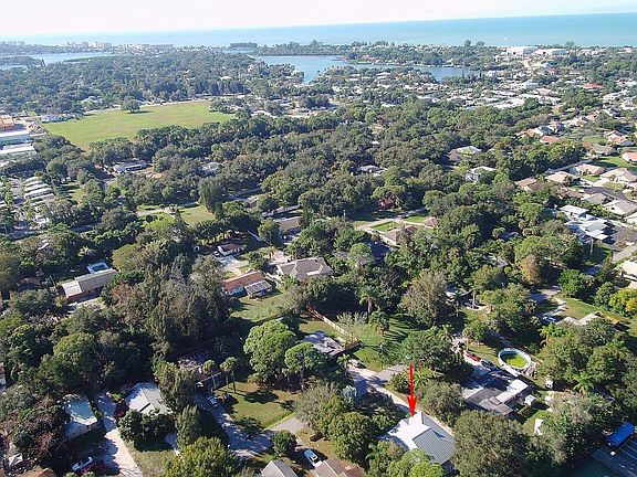 2nd image of 144 Avenida De La Isla