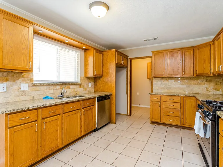 3406 Hastings Dr — Photo 27