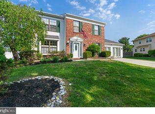 9 Greenleigh Cir, Sewell, NJ 08080