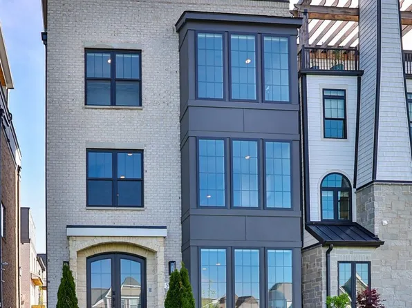5044 Arabella Cir, Cincinnati, OH 45242
