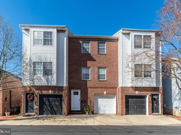 62 Church St, Lambertville, NJ 08530