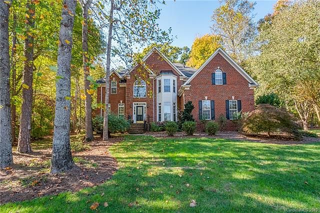 1st image of 6301 Hollow Oak Dr