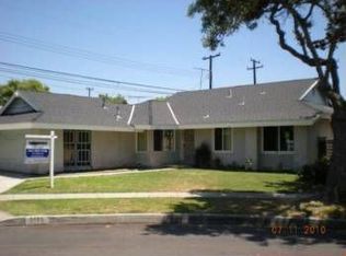 2105 Laird Cir, Santa Ana, CA 92706