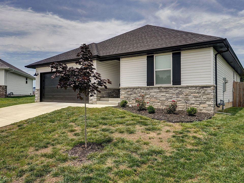 1318 South Barnard Court, Republic, MO 65738 Zillow