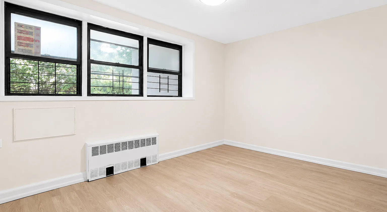 540 Ocean Parkway — Photo 4