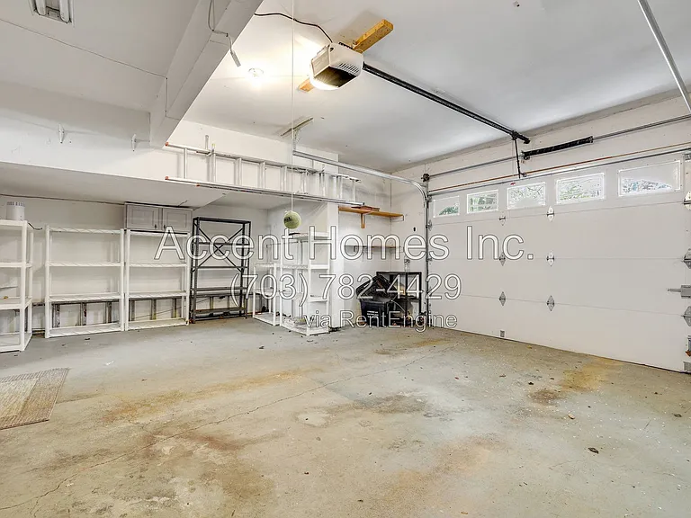 21217 Millwood Sq — Photo 49