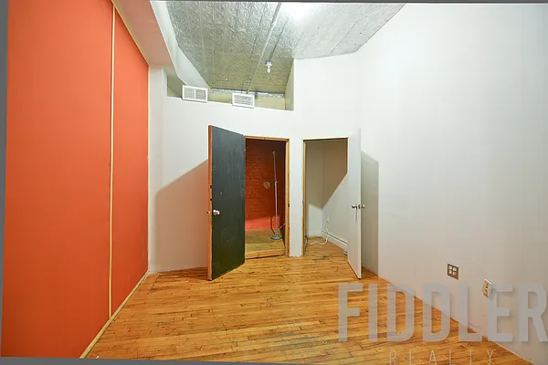 Rented by Fiddler Realty | media 27