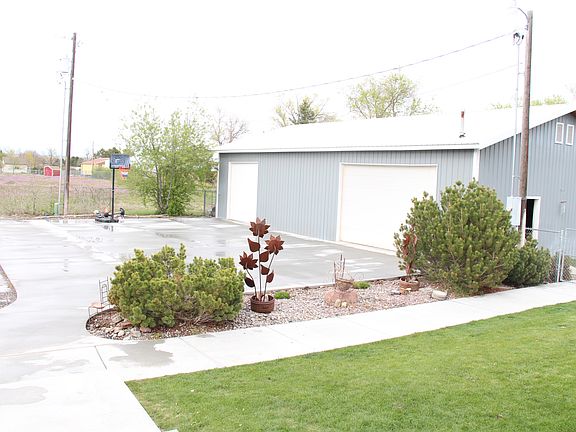 3rd image of 3605 Jersey Ln