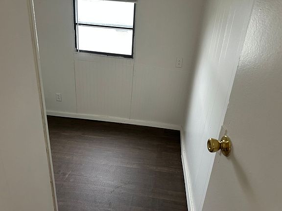 5th image of 500 S 5th St Lot 16