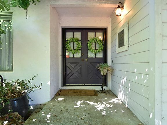 3rd image of 1163 Cayetano Dr