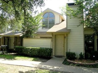 2404 Chapel Hill Ln, Arlington, TX 76014