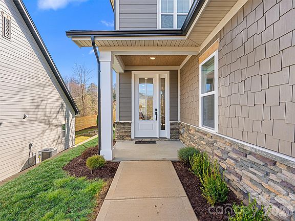 5th image of 114 Chapel Crossing Ln #12