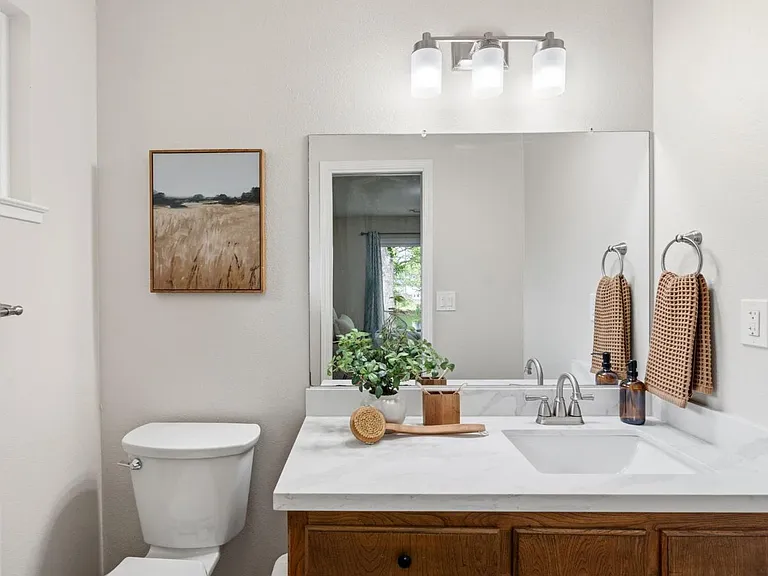 5211 Glide Dr — Photo 12