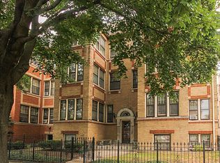 430 S Maple Ave #1N, Oak Park, IL 60302