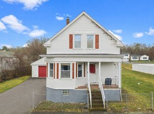 53 Gifford Ave, Dartmouth, MA 02747