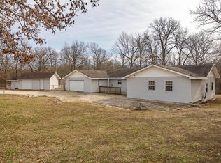 136 Mayapple Dr, Elkland, MO 65644