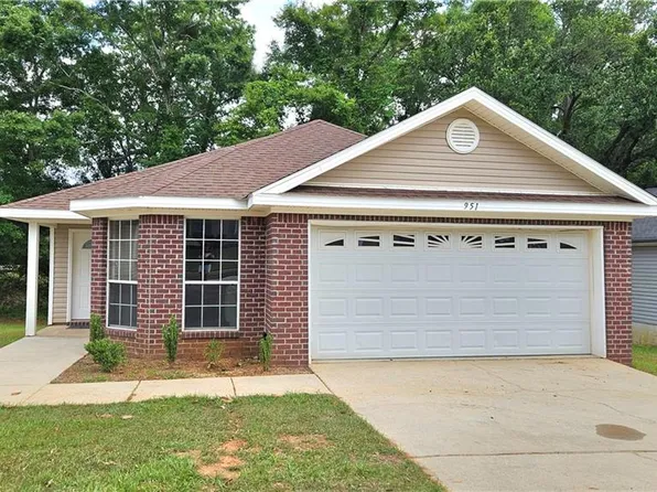 951 Hamilton Bridges Dr E, Mobile, AL 36695