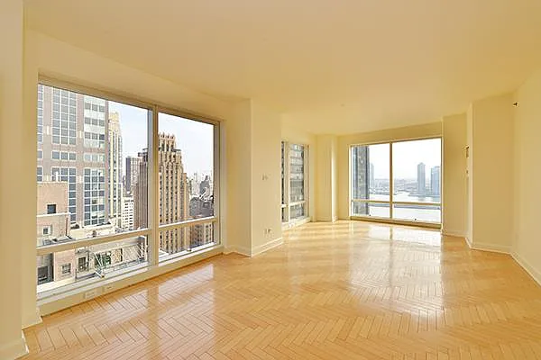 Rented by Sumitomo Real Estate Sales | media 16
