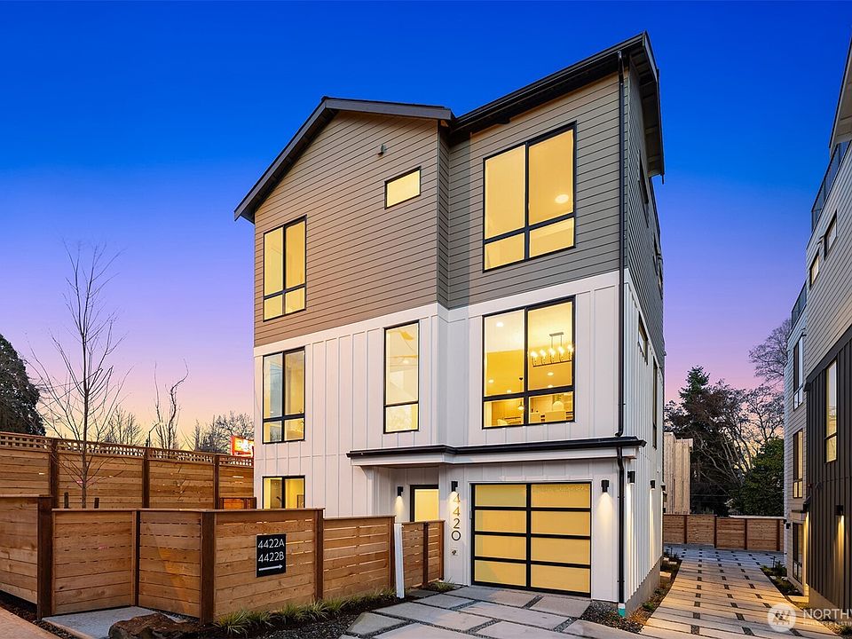 1st image of 4421 2nd Avenue NE