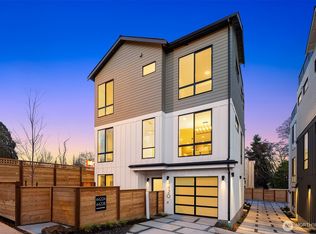 4421 2nd Ave Ne, Seattle, WA 98105