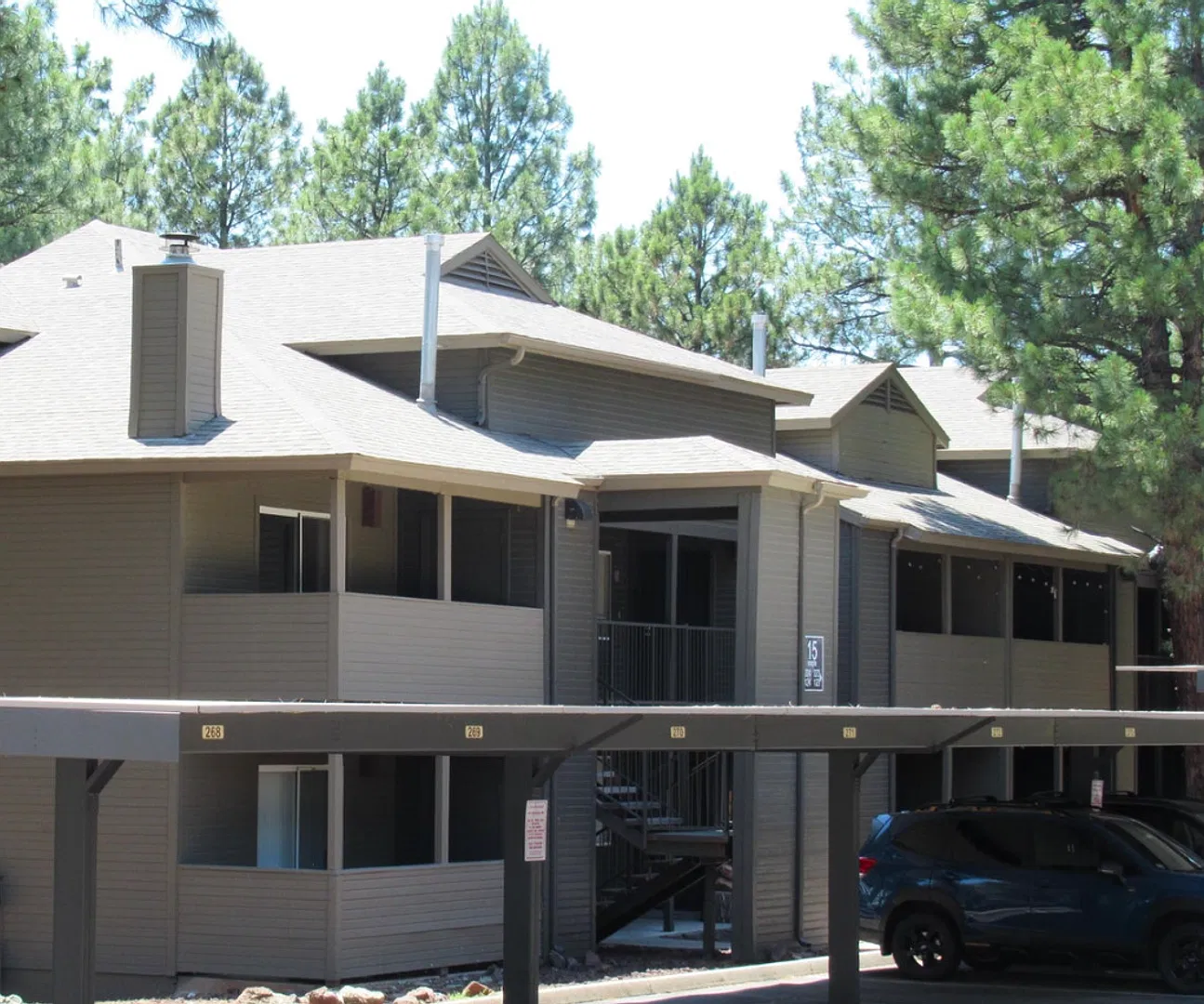 Cozy Flagstaff Condo — Photo 2