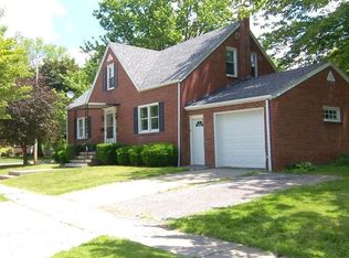 34 Woodrow Rd, Batavia, NY 14020