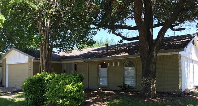 1st image of 730 Ravencroft Dr