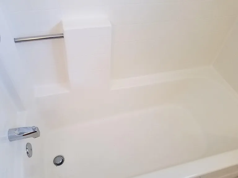 Shower tub for other bedrooms