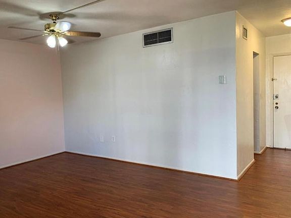 4th image of 8315 SW 72nd Ave #103