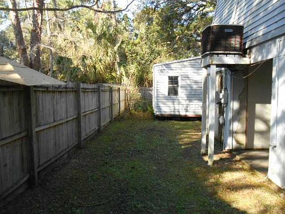 4th image of 4935 Ladyfish Ct