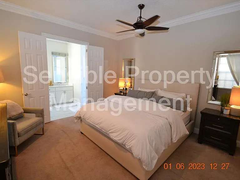 2405 Victoria Gardens Ln — Photo 28