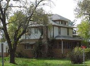 105-107 E 7th St, Woonsocket, SD 57385