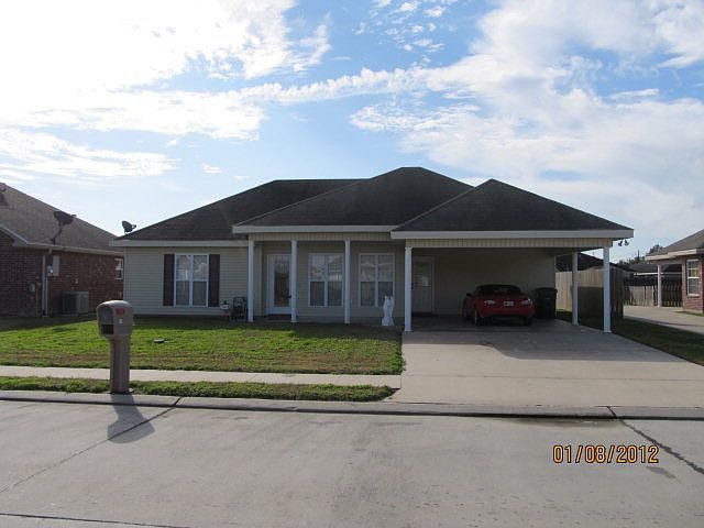 1st image of 318 Daralyn Dr