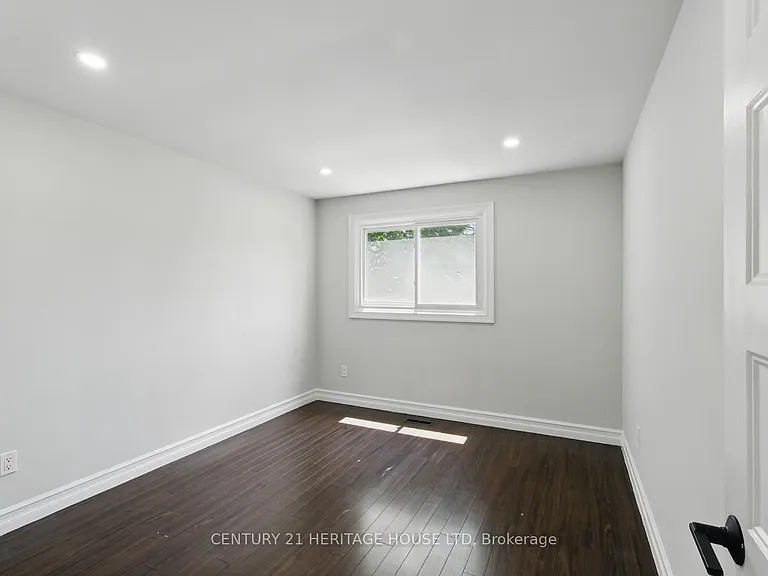57 Vanbuskirk Dr — Photo 27