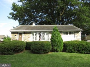 2829 Blair Mill Rd, Willow Grove, PA 19090