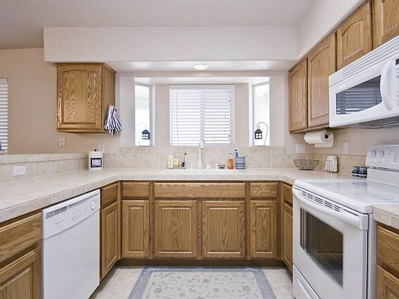 Open Kitchen