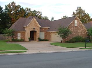 104 Stonebrook Dr, Florence, MS 39073