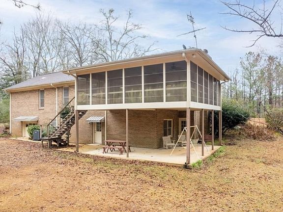 4th image of 7407 Highway 82 W