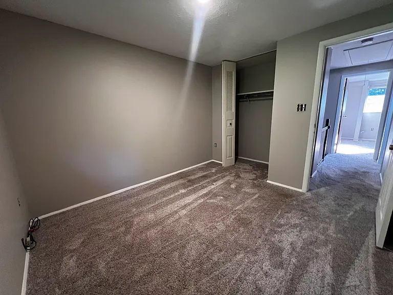 3106 Laurel Ridge Cir — Photo 13